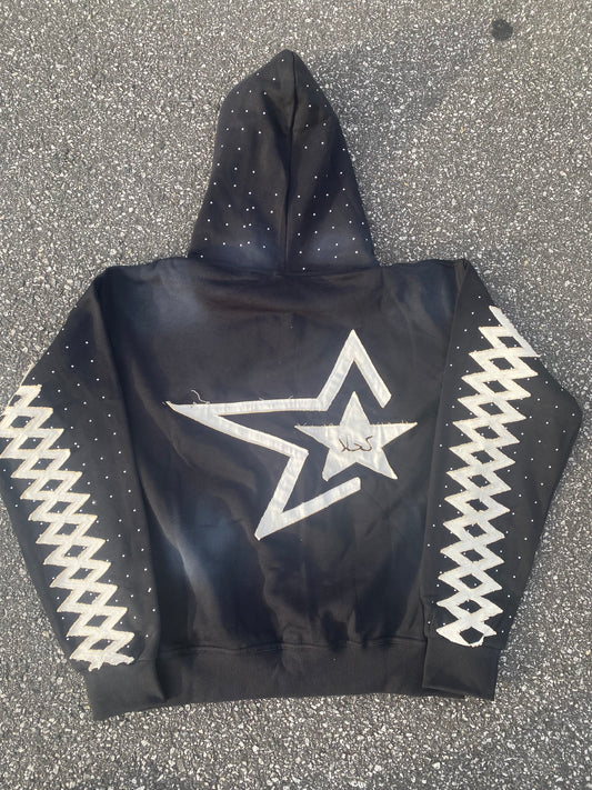 𝐁𝐋𝐀𝐂𝐊 𝐊𝐀𝐇𝐋𝐀 𝐇𝐎𝐎𝐃𝐈𝐄